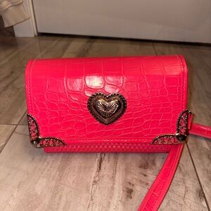🦋2/$20🦋 Y2K Hot Pink Crossbody Bag